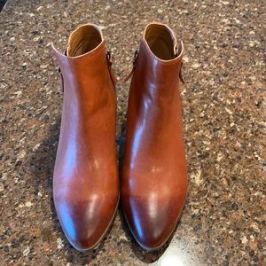 FRYE Ankle -Bootie 9.5